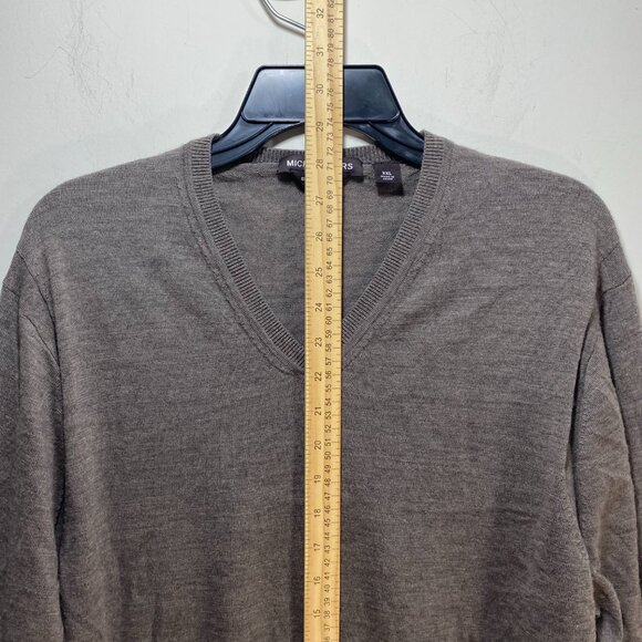 Michael Kors Extrafine Merino Soft Sweater XXL Taupe Tan Brown V-Neck Academia - Picture 6 of 8